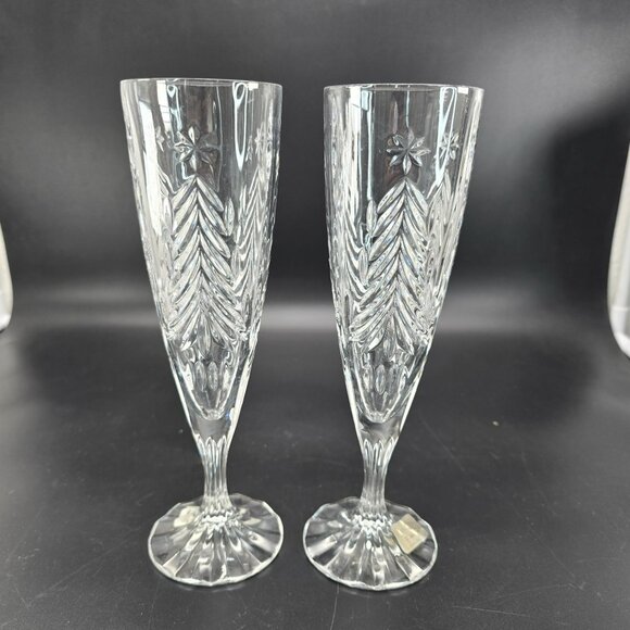 Mikasa Christmas Trees Crystal Champagne Flutes Set Of 2 Elegant Decor DH1306 - Picture 1 of 6